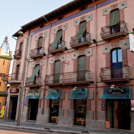 Fonda Ca La Paula Hotel Castellfollit de la Roca Luaran gambar